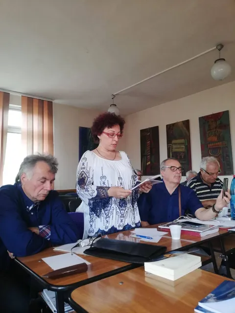 De vorbă cu scriitorii și cărțile lor — fotografia 18
