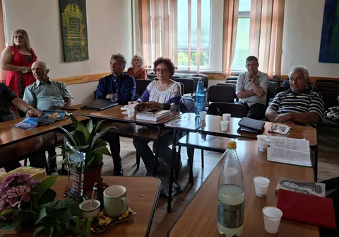 De vorbă cu scriitorii și cărțile lor — fotografia 28
